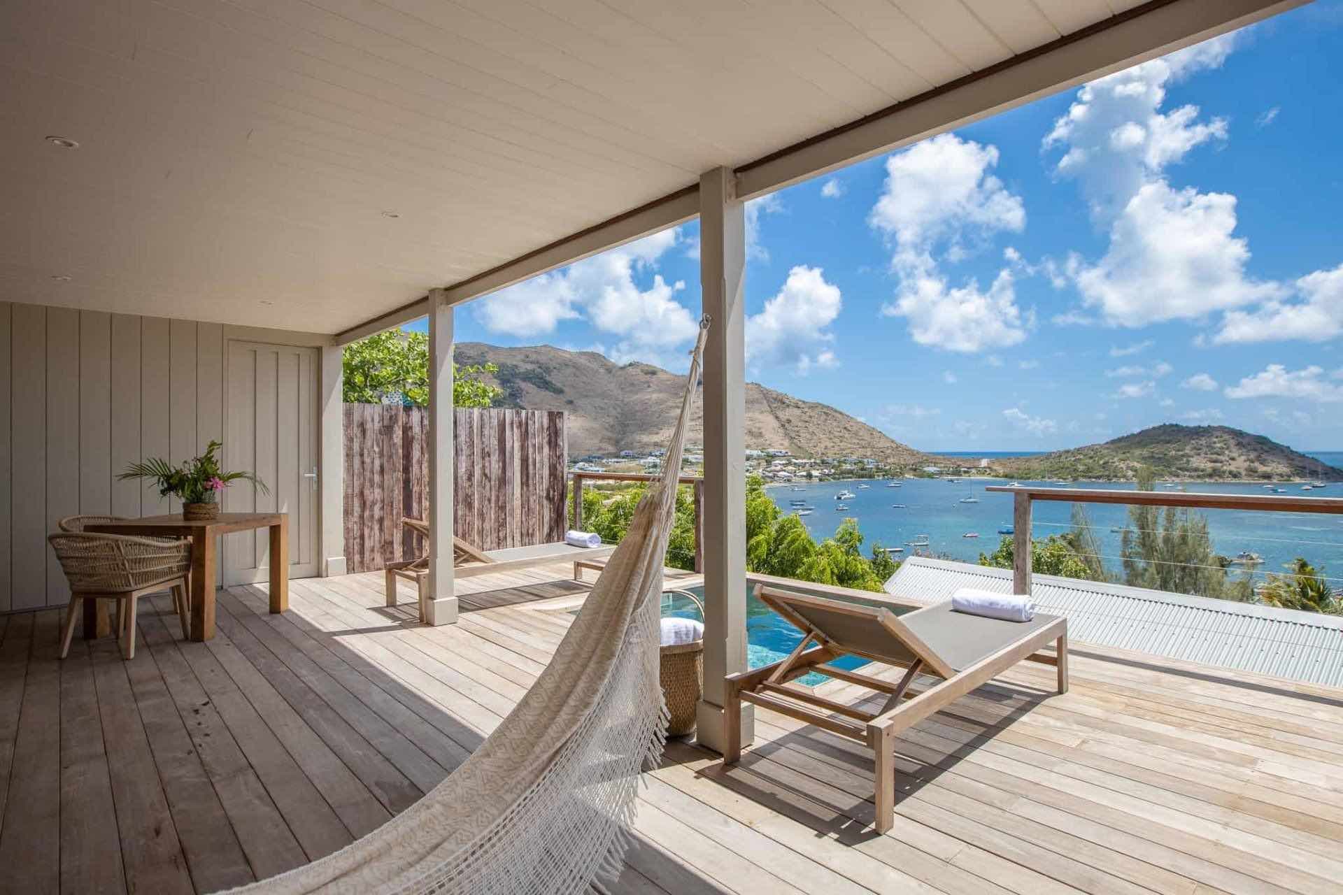 le-karibuni-boutique-hotels in St MArtin -suite-rouge balcony and hot tub